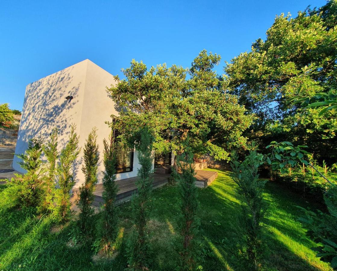 House G Villa Dekani Eksteriør bilde